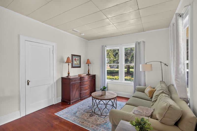 Living room view toward windows at 101 N Lake St, Crescent City, FL