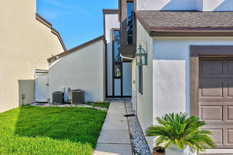Photo 13 of 7812 Linkside Dr, Jacksonville, FL 32256, photographed by Megapixeler