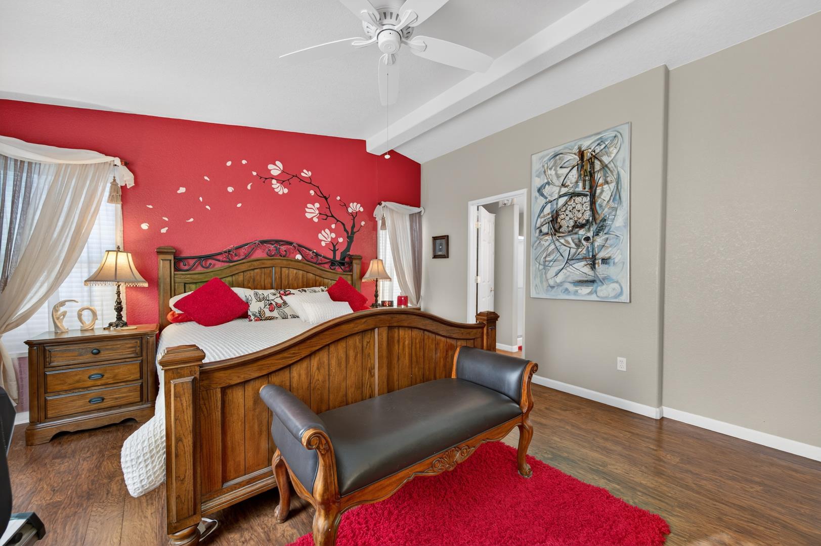 105 W Herndon #3, photo 33