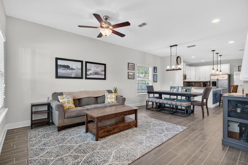 Photo 6 of 4329 Shirley Ave, Jacksonville, FL 32210, photographed by Megapixeler
