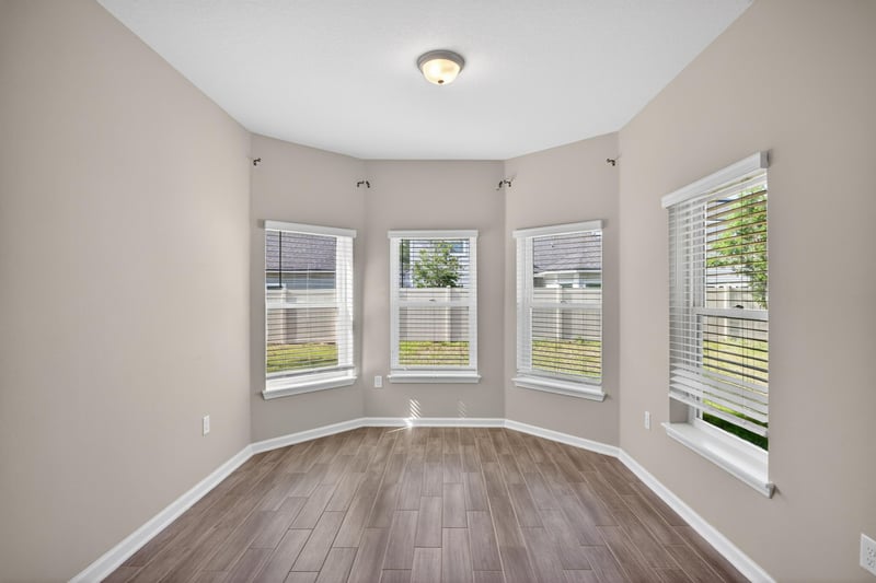 Breakfast Nook at 64 Ben Ct, St. Augustine, FL 32092