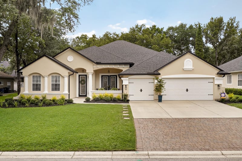 Photo 5 of 1888 Oakchime Dr, Orange Park, FL 32065, photographed by Megapixeler