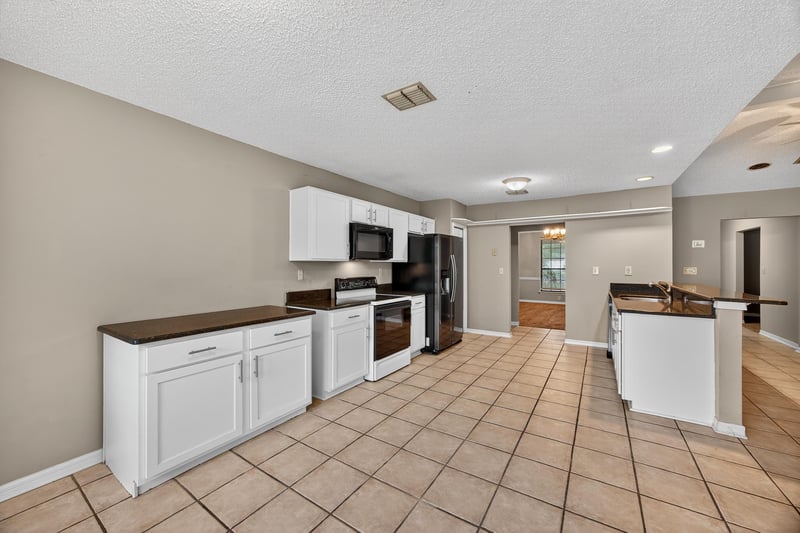 Photo 16 of 6819 Mc Mullin St, Jacksonville, FL 32210, photographed by Megapixeler