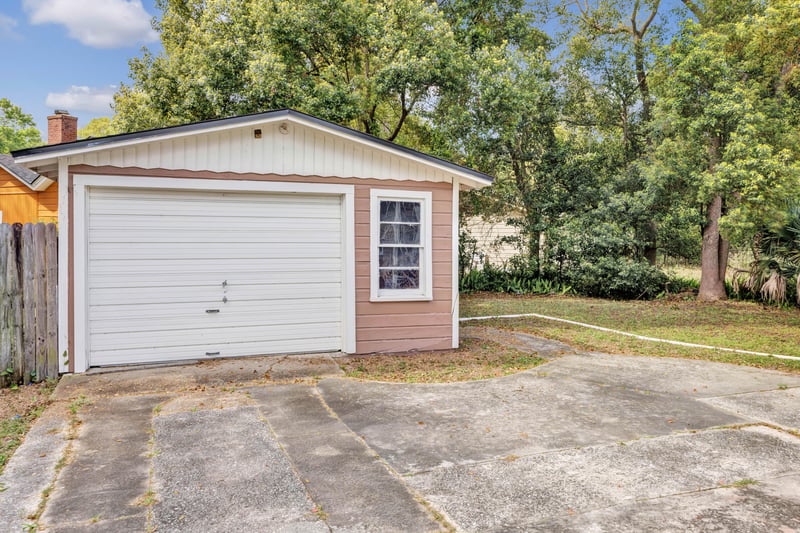 Photo 33 of 432 Tallulah Ave, Jacksonville, FL 32208, photographed by Megapixeler