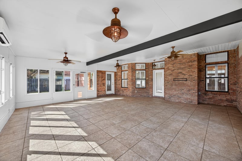 Photo 41 of 985 Sweetwood Ct, Orange Park, FL 32065, photographed by Megapixeler