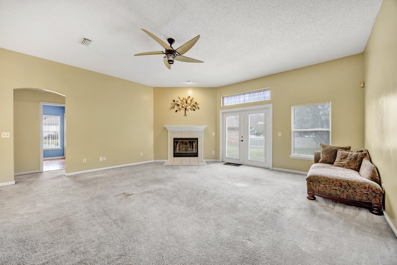 Photo 15 of 4565 Mainmast Ln, Jacksonville, FL 32277, photographed by Megapixeler