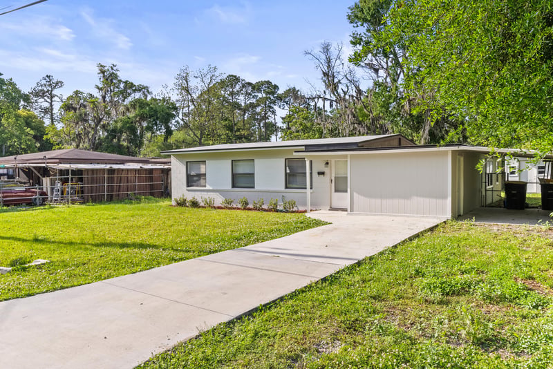 Photo 3 of 5119 Banshee Ave, Jacksonville, FL 32244, photographed by Megapixeler