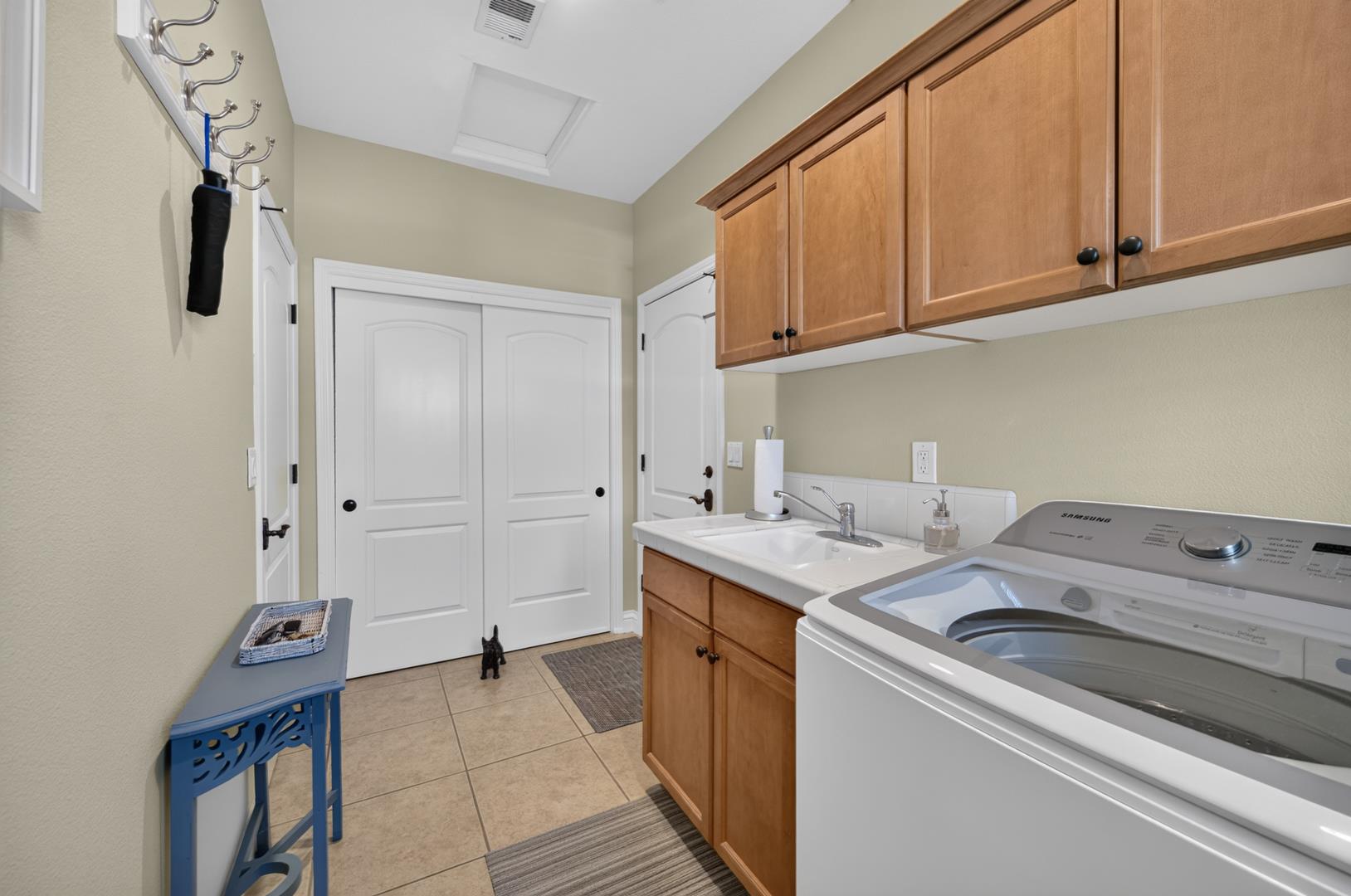 6457 N Warren Ave, photo 35