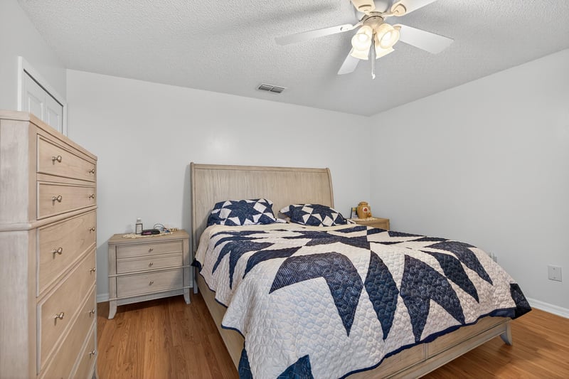 yirayma (62) at 7613 Chelmsford Dr, Jacksonville, FL 32244
