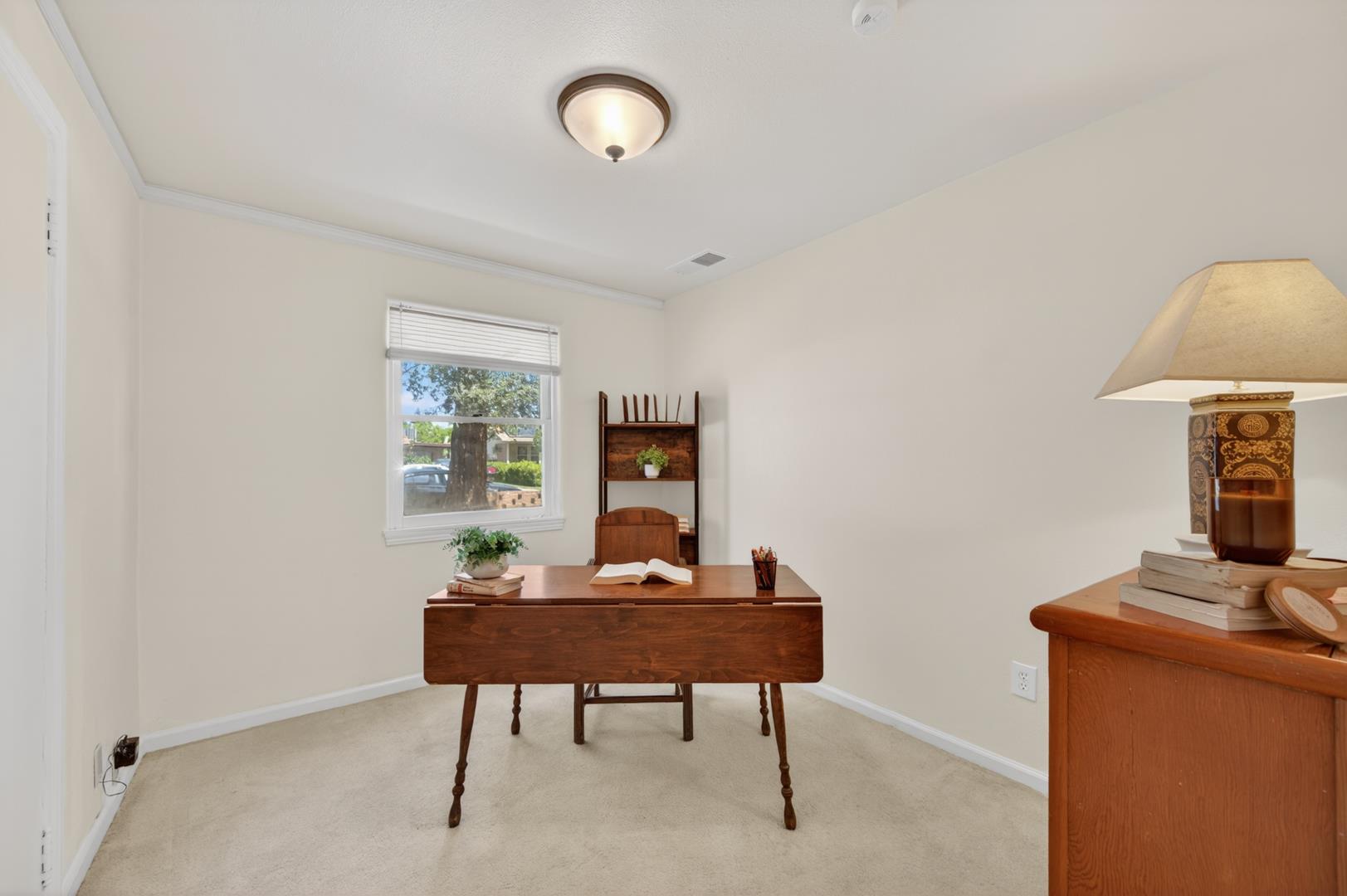 1220 E Sussex Way, photo 15