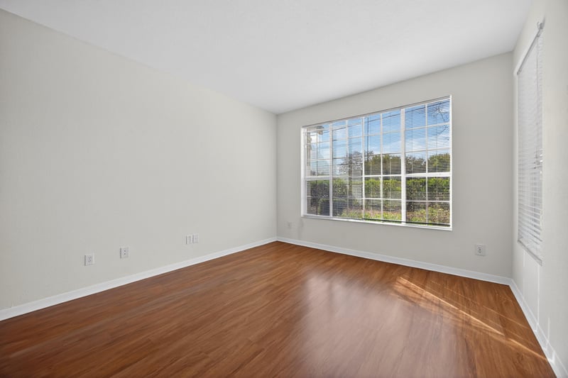 Living Room at 13703 Richmond Park Dr N #1402, Jacksonville, FL 32224