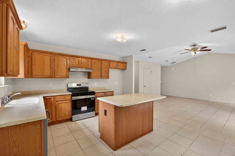 Photo 11 of 8724 Gum St, Jacksonville, FL 32244, photographed by Megapixeler