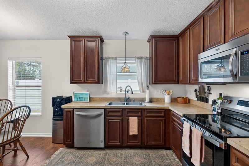 Photo 14 of 12387 Anarania Dr, Jacksonville, FL 32220, photographed by Megapixeler