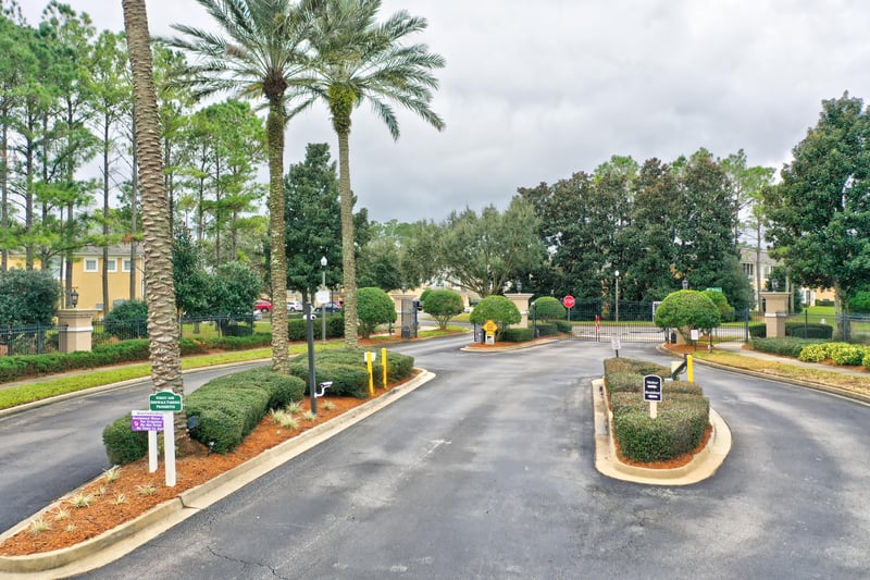 Photo 39 of 7800 Point Meadows Dr unit 1033, Jacksonville, FL 32256, photographed by Megapixeler
