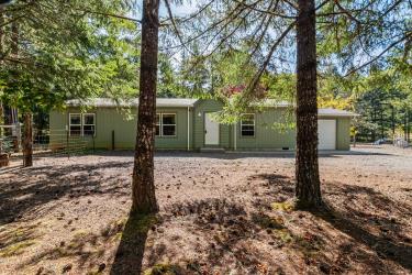 23940 SW Grass Heights Dr