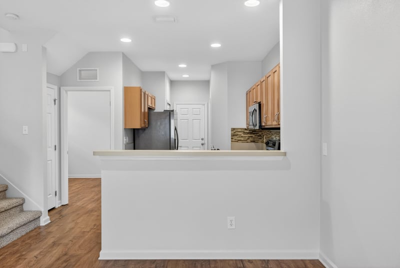 Photo 11 of 3680 Creswick Cir unit 17 i, Orange Park, FL 32065, photographed by Megapixeler