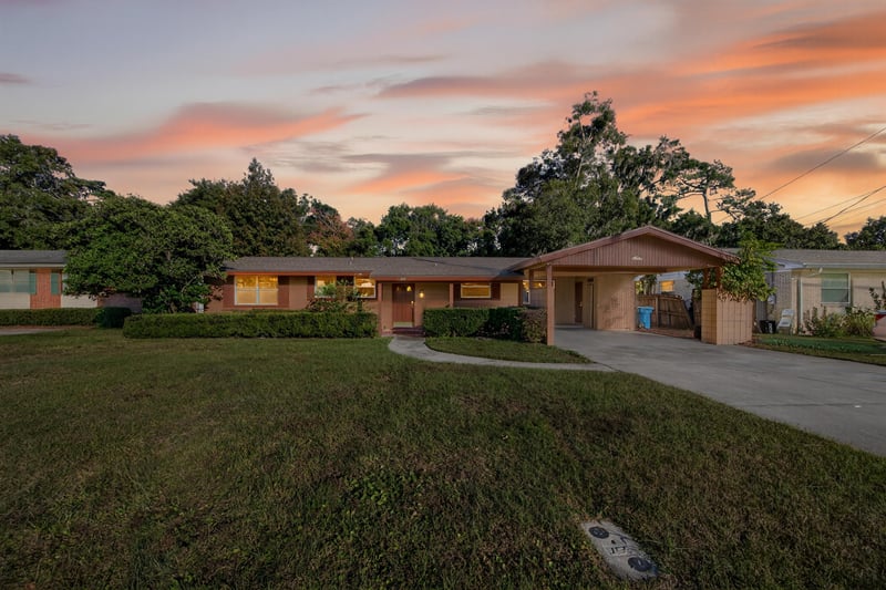 Photo 1 of 1355 Lamanto Ave E, Jacksonville, FL 32211, photographed by Megapixeler