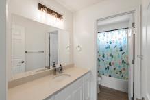 Upstairs Secondary Bathroom