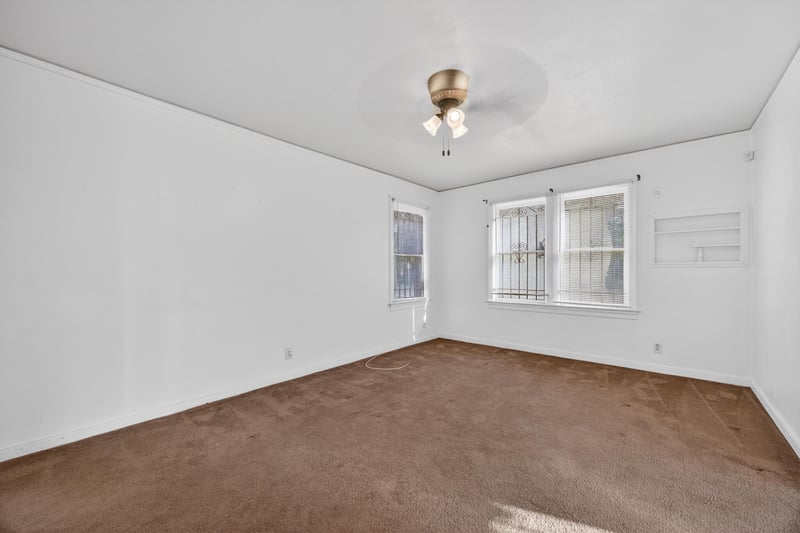 Photo 8 of 345 E 44th St, Jacksonville, FL 32208, photographed by Megapixeler