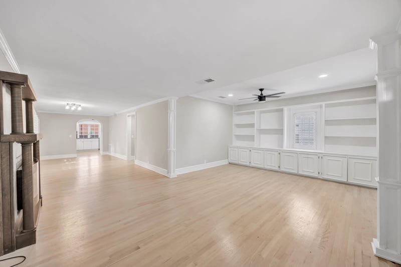 Photo 8 of 1210 Inwood Terrace, Jacksonville, FL 32207, photographed by Megapixeler