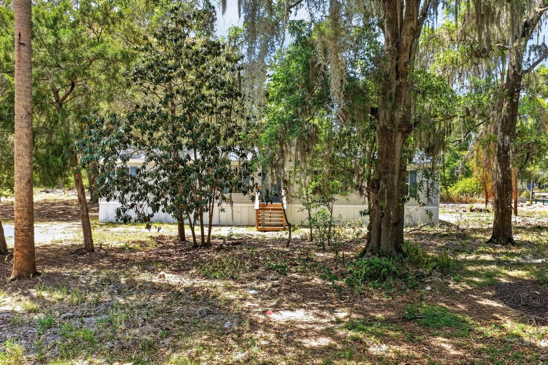 Photo 4 of 145 Floradandy Rd, Hawthorne, FL 32640, photographed by Megapixeler