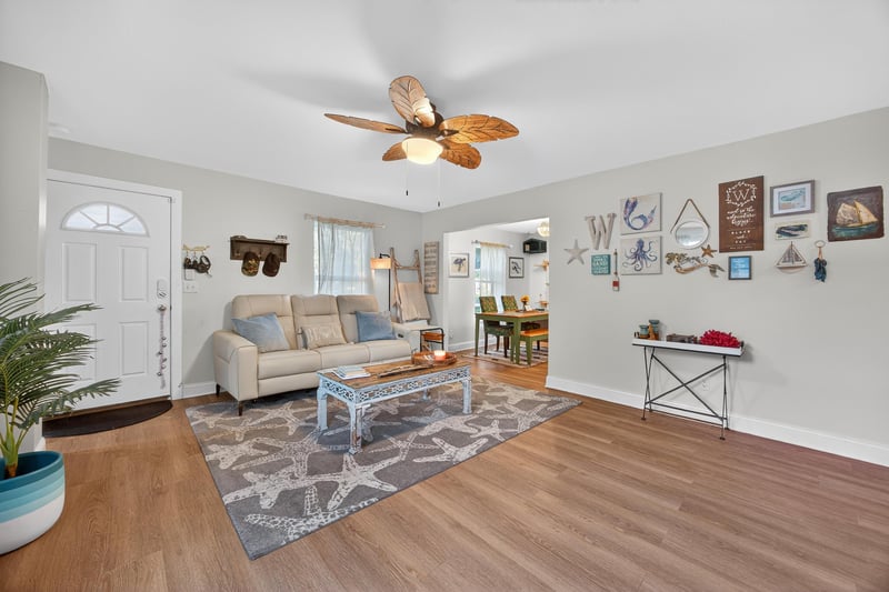 Photo 7 of 2712 Cherrywood Rd, Jacksonville, FL 32210, photographed by Megapixeler
