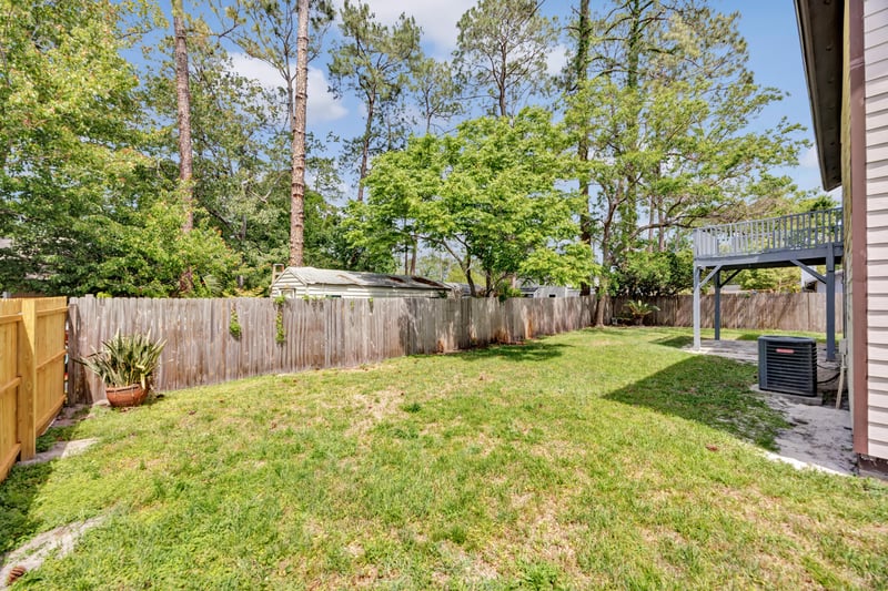 Photo 40 of 4351 Queensway Dr, Jacksonville, FL 32257, photographed by Megapixeler
