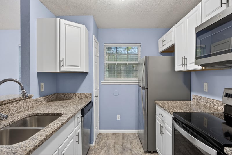 Photo 9 of 3212 Gilmore St, Jacksonville, FL 32205, photographed by Megapixeler
