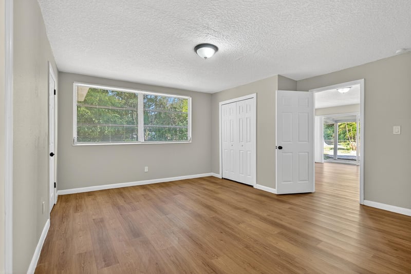 Photo 18 of 5822 Begonia Rd, Jacksonville, FL 32209, photographed by Megapixeler