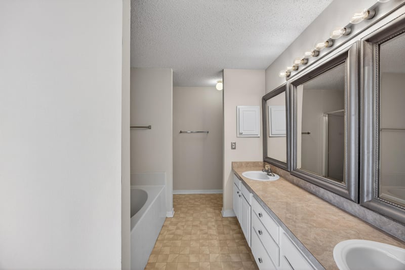 Primary Bathroom at 1568 Backwater Drive, Middleburg, FL 32068