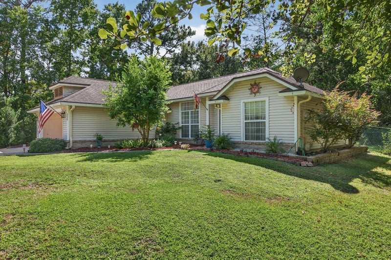 Photo 3 of 4348 Eli Whitney Dr, Middleburg, FL 32068, photographed by Megapixeler