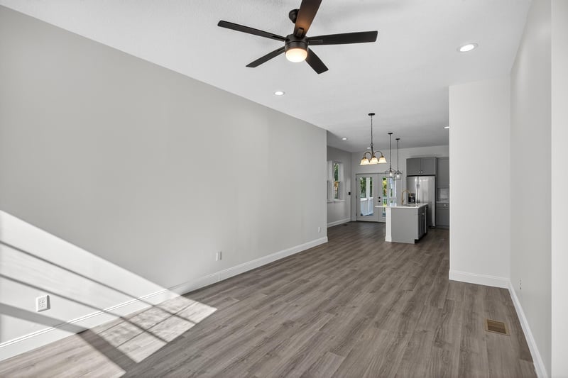 Photo 6 of 2315 Park St, Jacksonville, FL 32204, photographed by Megapixeler