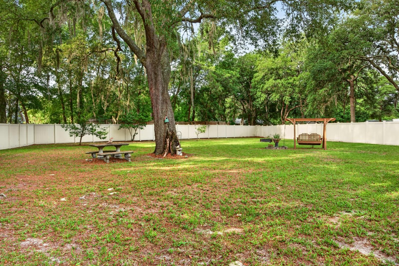 Photo 37 of 580 Arthur Moore Dr, Green Cove Springs, FL 32043, photographed by Megapixeler