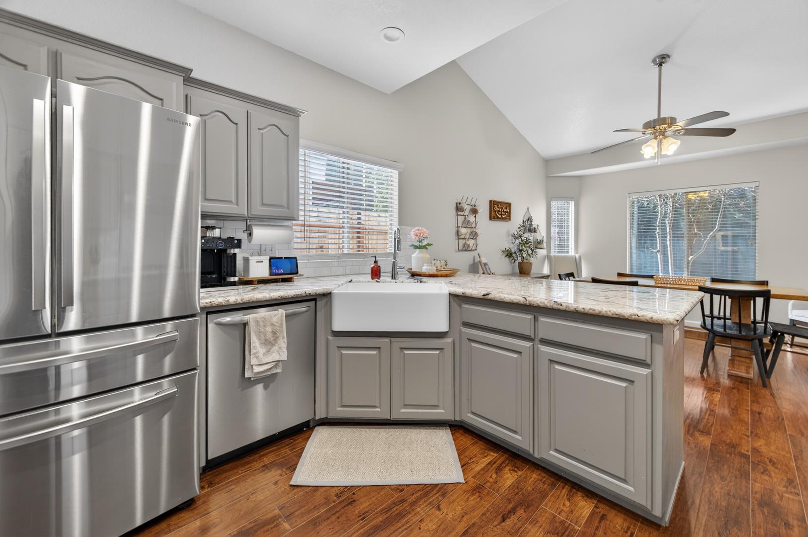 10625 N Jackson Ave, photo 30