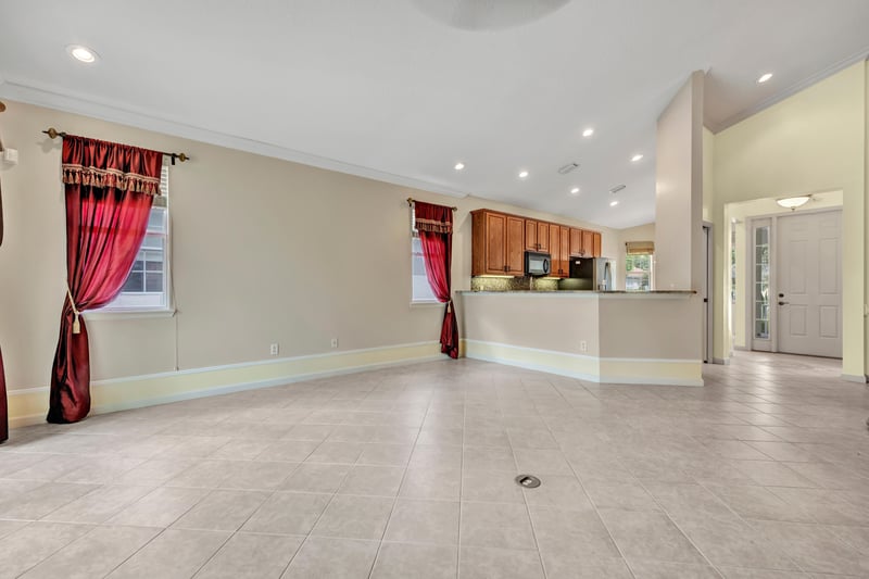 Family Room 2 at 608 Copperhead Cir, St. Augustine, FL 32092