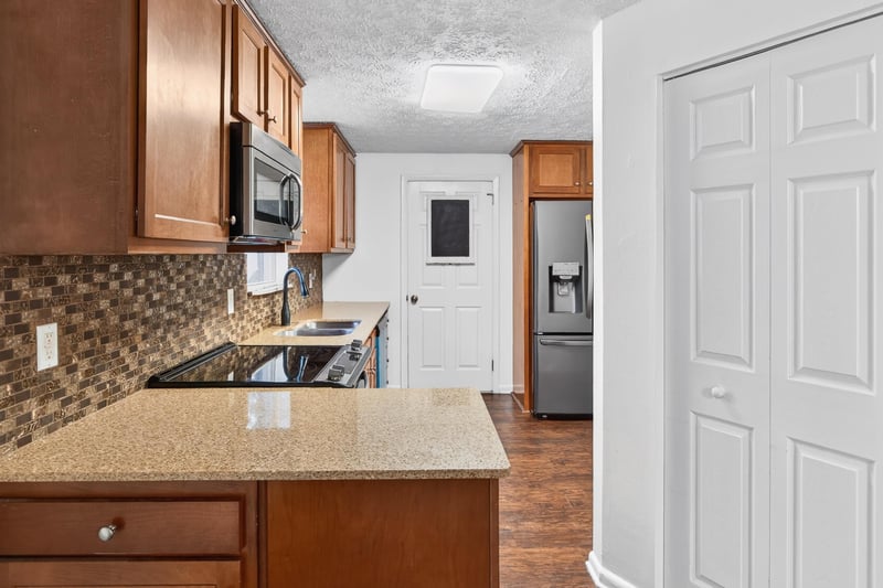 Photo 11 of 1411 Sharonwood Ln, Jacksonville, FL 32221, photographed by Megapixeler