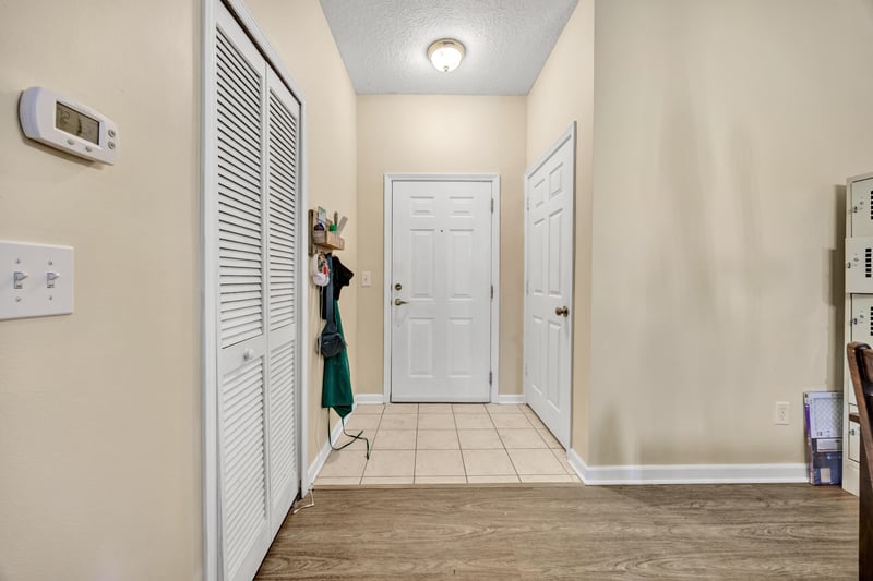 Photo 4 of 8601 Beach Blvd #1223, Jacksonville, FL 32216, photographed by Megapixeler