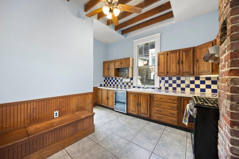 Photo 11 of 2543 Herschel St, Jacksonville, FL 32204, photographed by Megapixeler