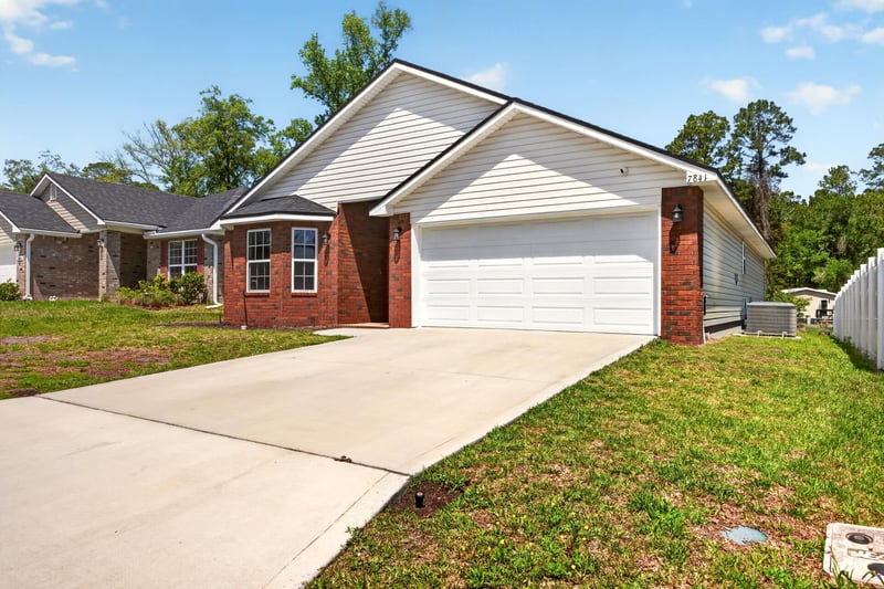 Photo 3 of 7841 Wyoming St, Jacksonville, FL 32220, photographed by Megapixeler