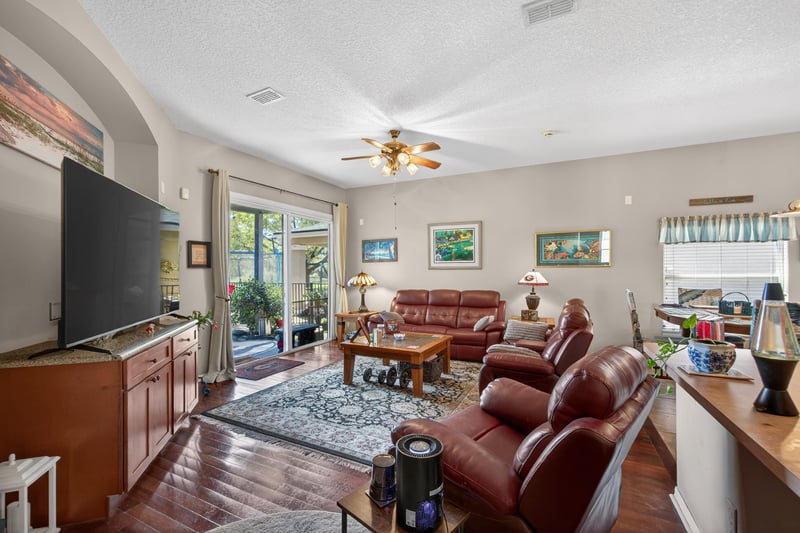 Photo 7 of 3378 Ivybridge Ct, Jacksonville, FL 32226, photographed by Megapixeler
