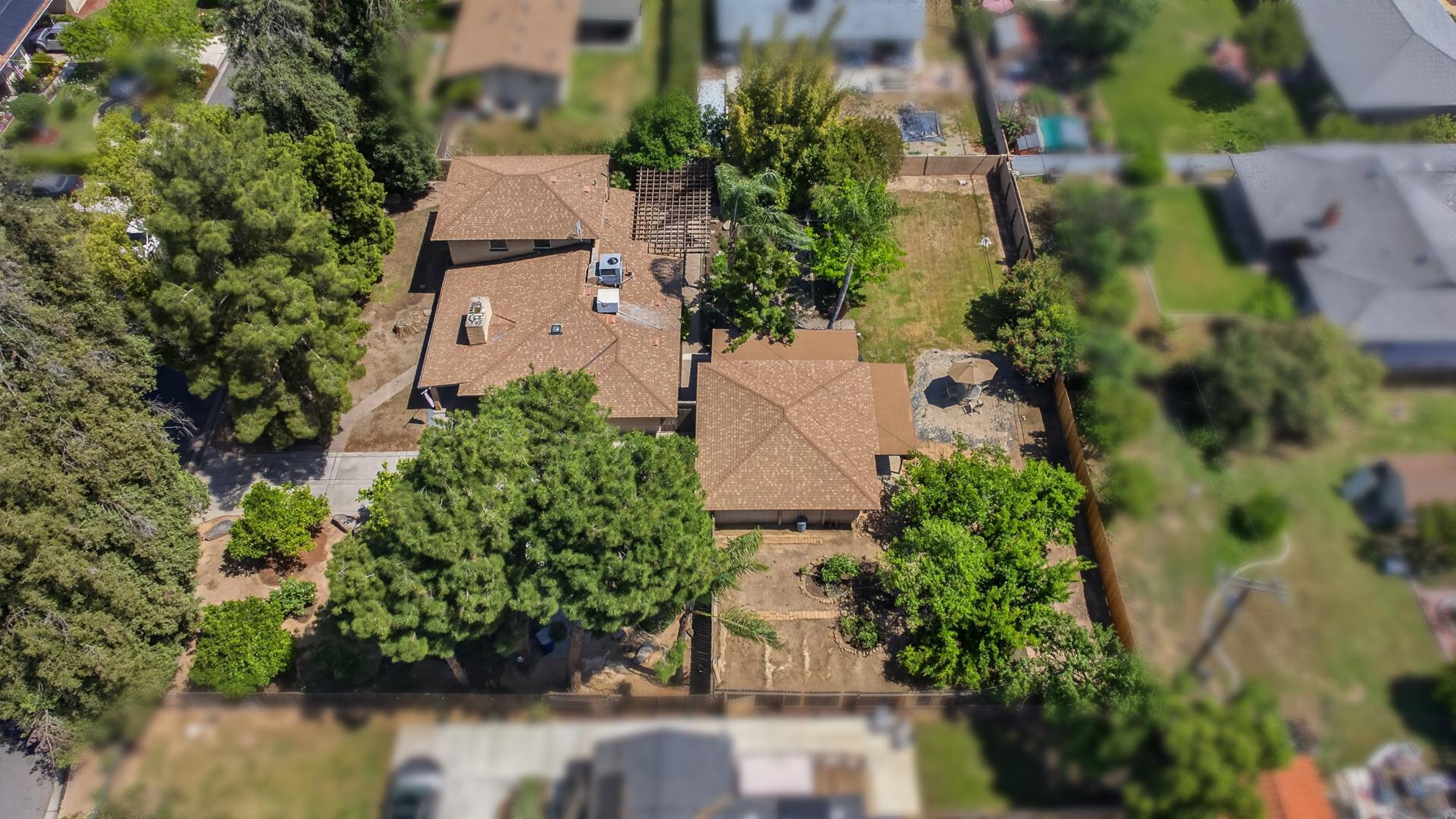 1220 E Sussex Way, photo 77