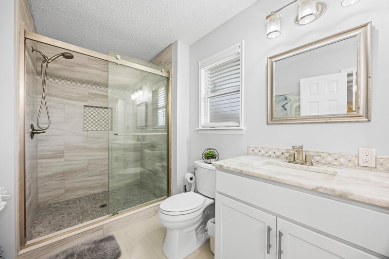 Photo 37 of 10928 Copper Hill Dr, Jacksonville, FL 32218, photographed by Megapixeler
