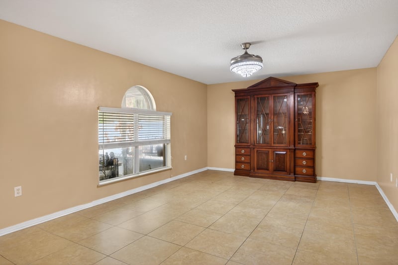 Photo 11 of 5537 Shady Pine St S, Jacksonville, FL 32244, photographed by Megapixeler