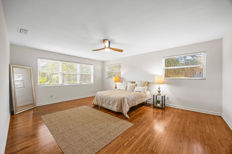 Photo 23 of 906 Old Grove Manor, Jacksonville, FL 32207, photographed by Megapixeler