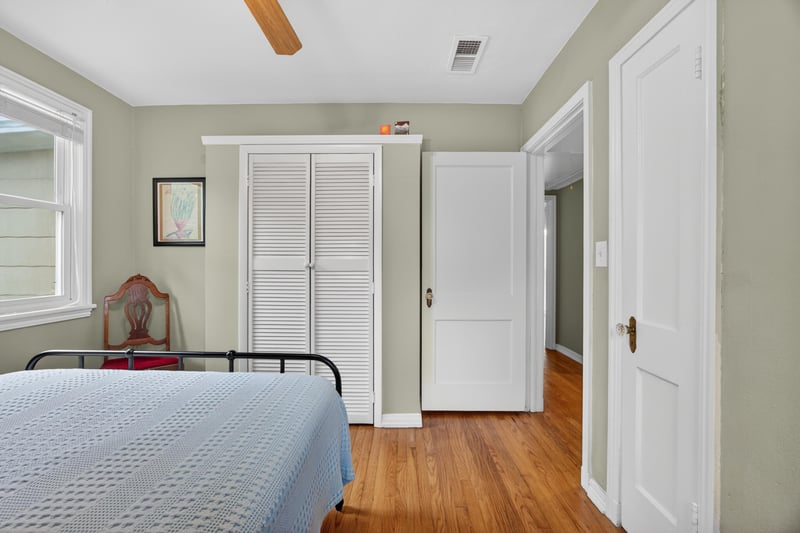 Photo 25 of 1573 Charon Rd, Jacksonville, FL 32205, photographed by Megapixeler
