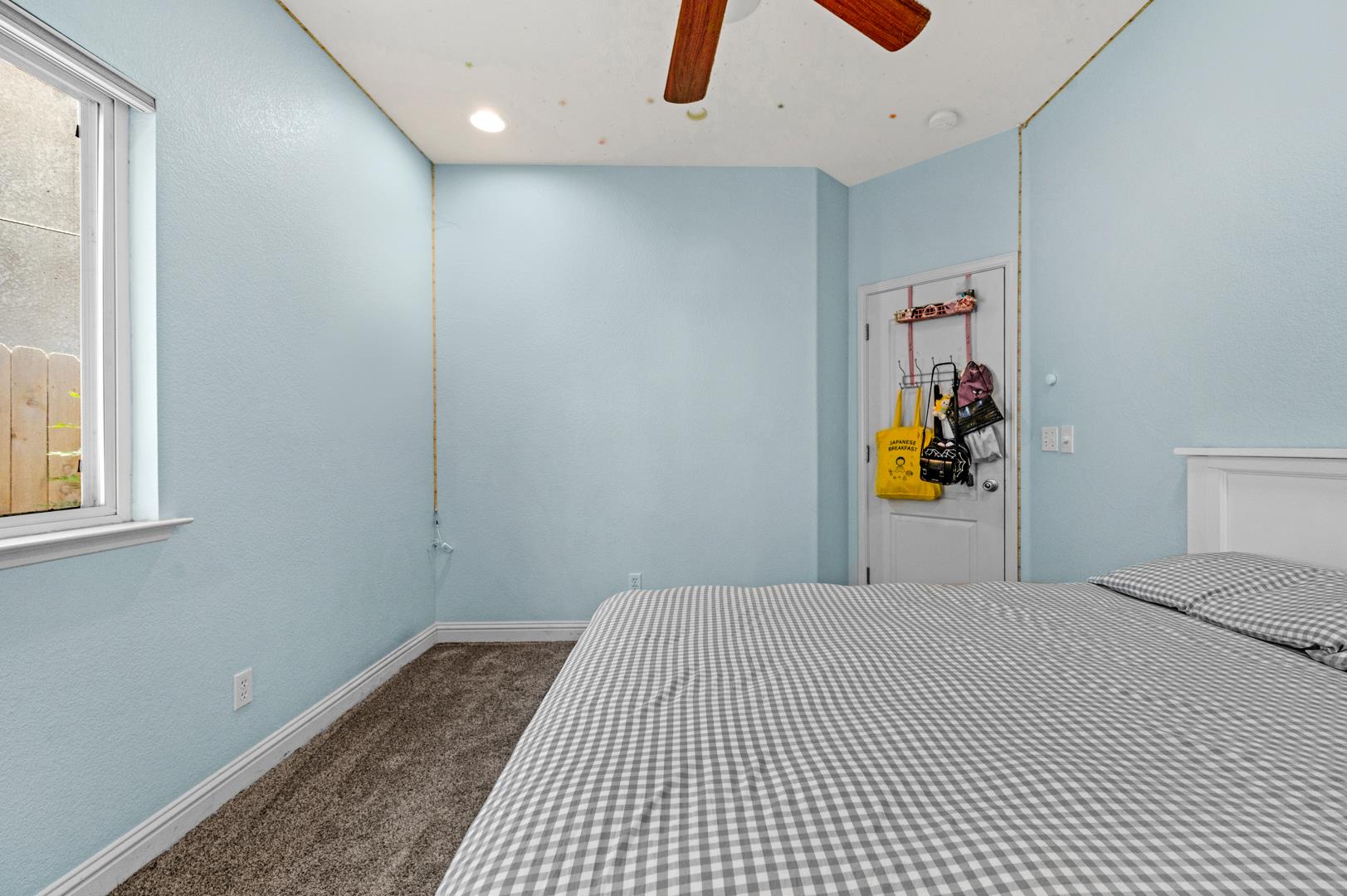 2145 S Eddy Ave, photo 36