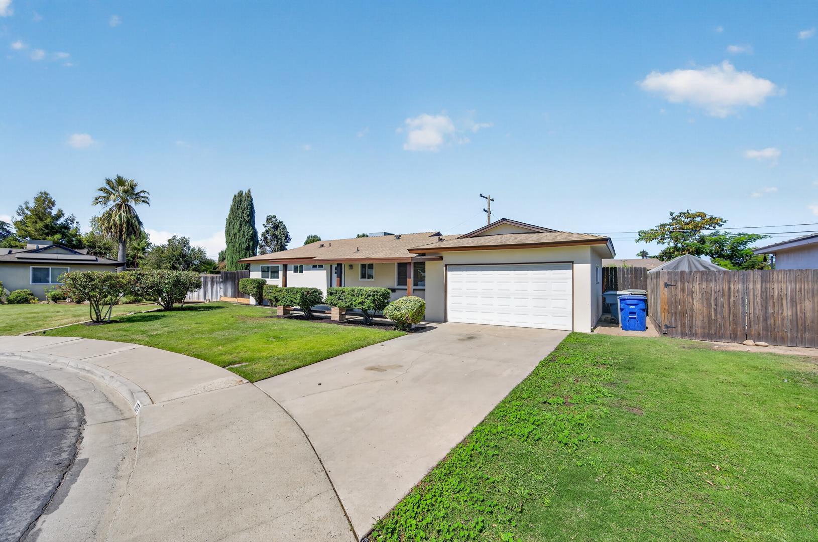 957 W Pico Ave, photo 38