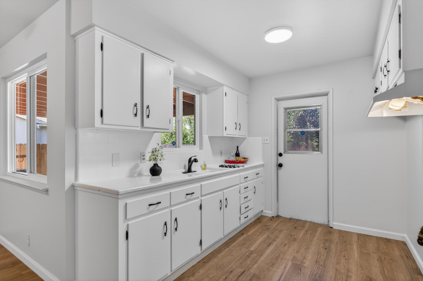 1604 S Sierra Vista Ave, photo 11