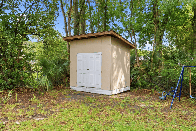 Photo 37 of 7221 Dostie Dr E, Jacksonville, FL 32209, photographed by Megapixeler