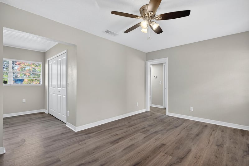 Photo 6 of 5437 Attleboro St, Jacksonville, FL 32205, photographed by Megapixeler